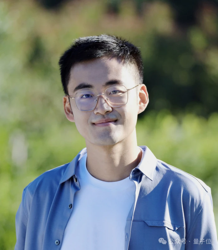 清华特奖得主团队视频生成AI一夜刷屏!100%开源+61页技术报告,还能无限扩展生成,网友:游戏规则改变者 清华特奖得主团队视频生成AI一夜刷屏!100%开源+61页技术报告,还能无限扩展生成,网友:游戏规则改变者