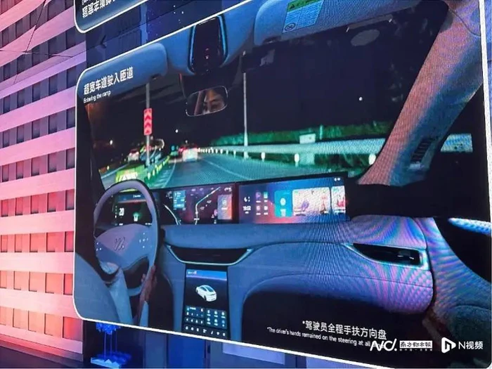 上海车展风向标:“智驾”表述更克制,车企老总下场博流量 上海车展风向标:“智驾”表述更克制,车企老总下场博流量