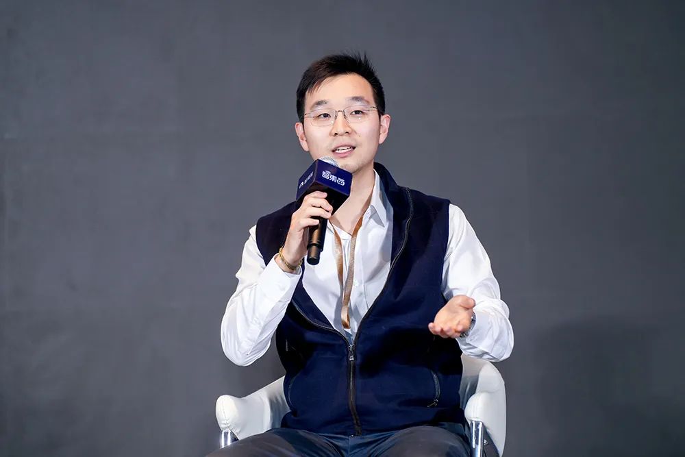 万字回顾中国生成式AI大会！50+大咖演讲精华干货爆棚，来没来都值得收藏-13