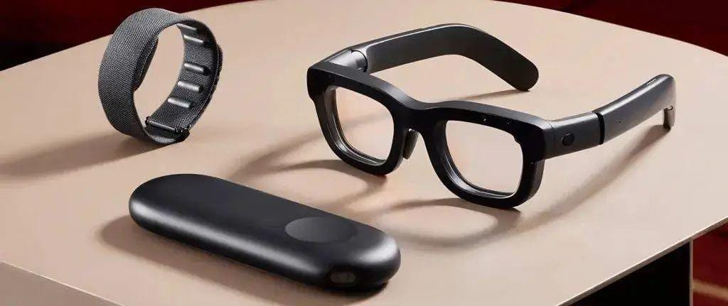 Meta 新款智能眼镜曝光，摄像头大升级支持隔空操作，价格比肩顶配 iPhone-2